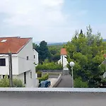 Apartman Kurjakovic - *